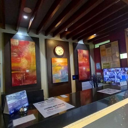 Oyo 1037 Lendes Tourist Inn Main Naga  Ngoại thất bức ảnh